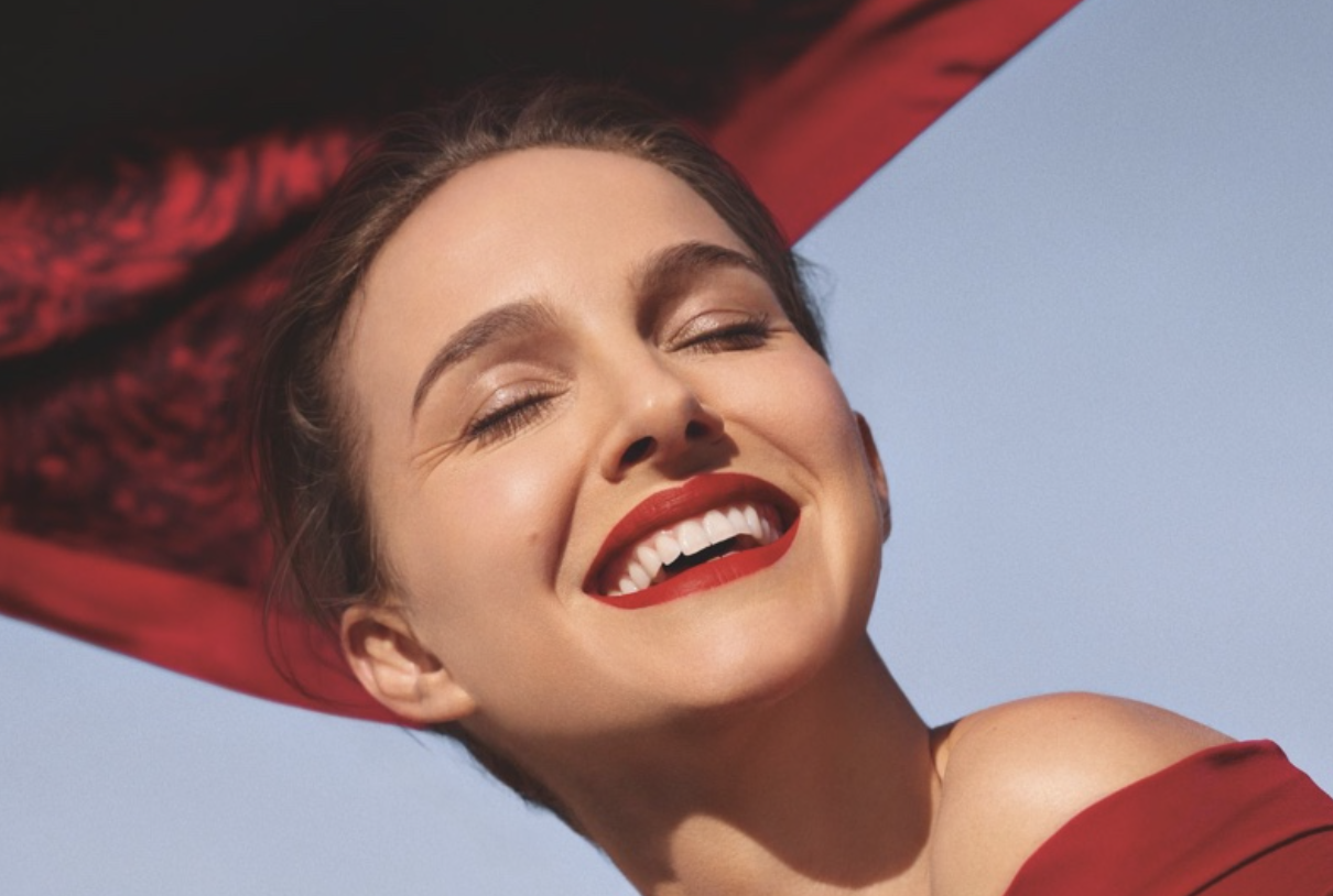 Natalie Portman Rouge Dior Forever Lipstick 2